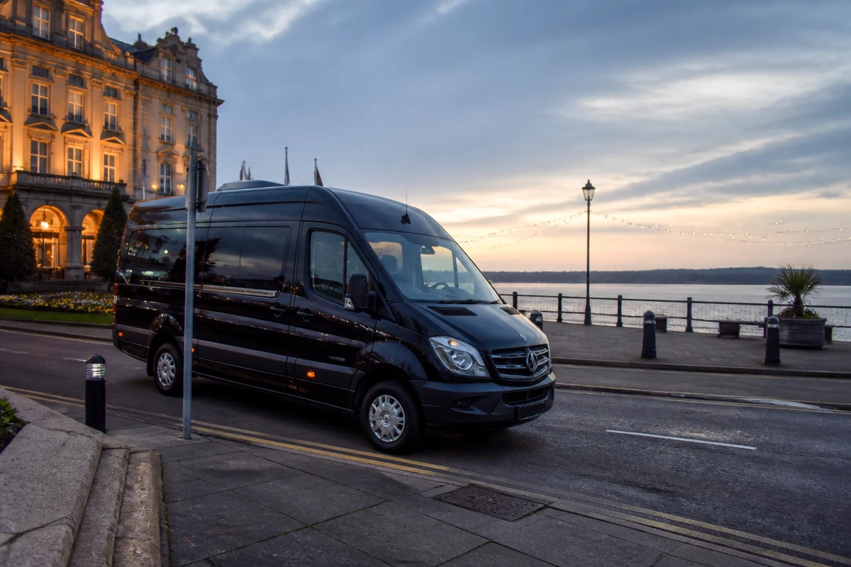 14 Seater Minibus Hire